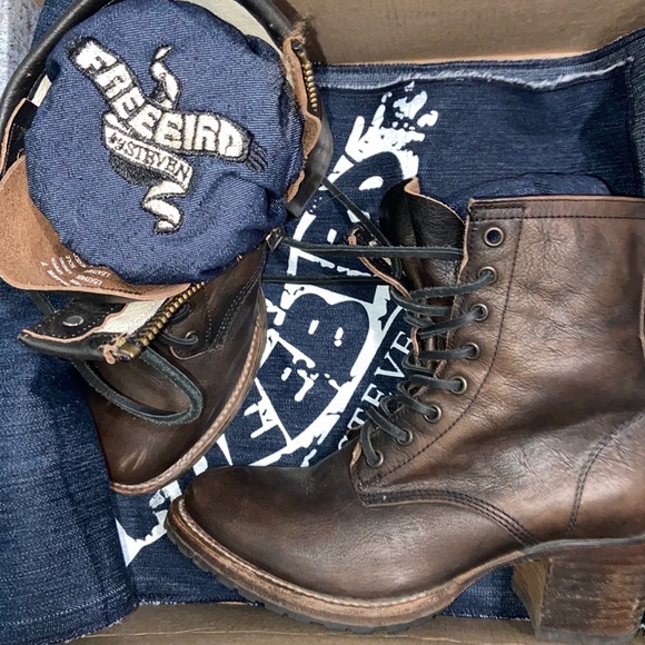 Freebird Cavalier Black Distressed Boots - Picture 4 of 4